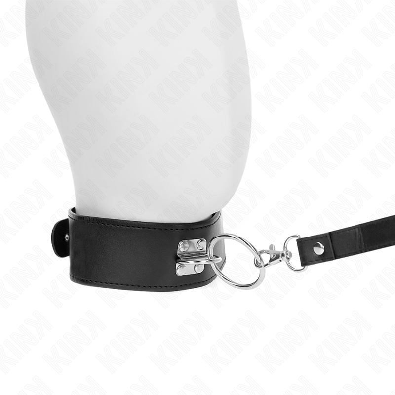 KINK - STUDDED LEASH 116 CM HALSBAND MET KUNSTLEDEREN BAND 50 X 5 CM