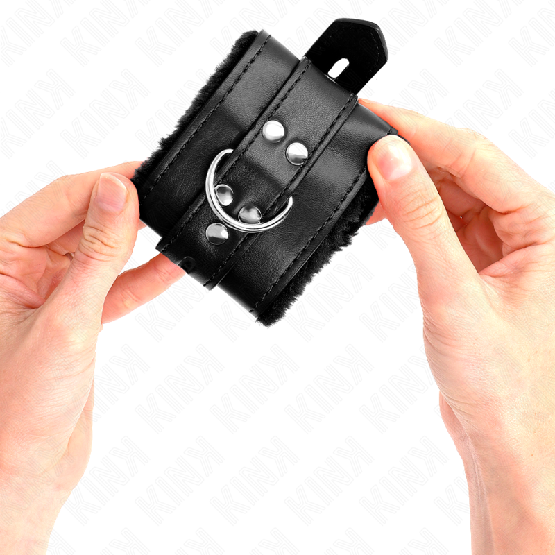 KINK - MANCHETTE DE POIGNET DOUBLÉE DE FOURRURE AVEC TROUS CARRÉS, NOIR ET NOIR, CEINTURE RÉGLABLE 17-29 CM X 6 CM