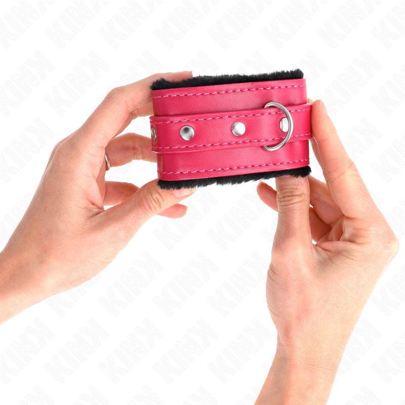 KINK - BRACELET PREMIUM DOUBLÉ DE FOURRURE NOIR AVEC CEINTURE ROSE FRAMBOISE RÉGLABLE 17-29 CM X 6 CM
