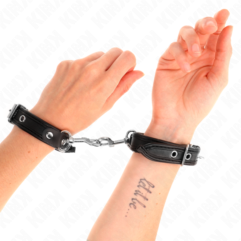 KINK - MINI ARMBANDEN ZWART MET KLINKNAGELS VERSTELBAAR 16-22 CM X 2 CM