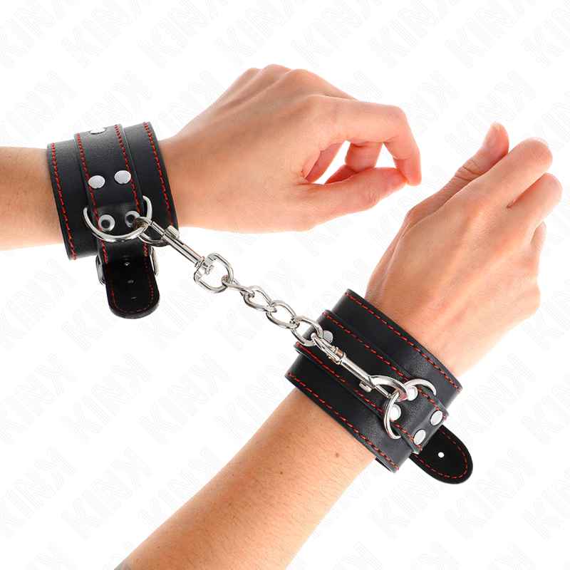 KINK - ZWARTE POLSMANCHETTEN MET RODE VOERING VERSTELBAAR 20-28 CM X 5,5 CM