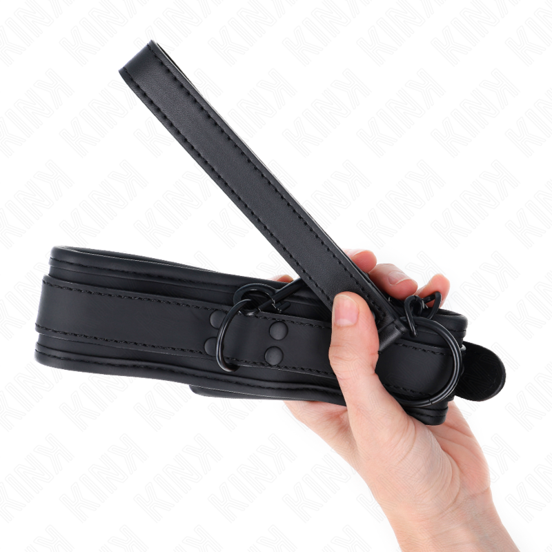 KINK - NEOPREEN BONDAGE HALSBAND MODEL 1 MET RIEM 78 CM VERSTELBAAR 37,5 X 49,5 CM