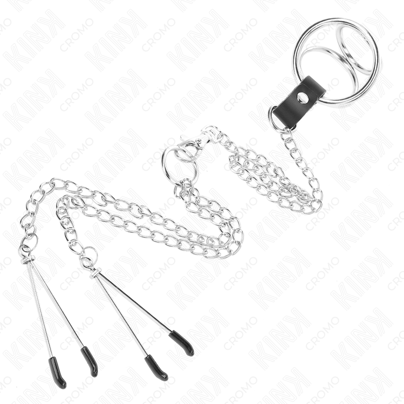 KINK - DRIEVOUDIGE CHROOM METALEN PENISRING 3 CM TOT 4,5 CM MET 26 CM METALEN KETTING EN TEPELKLEMMEN