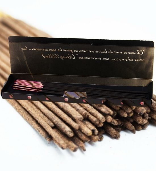 https://dreamlove.gesio.be/productos/imagenes/img_33787_eb1e9a69958343c9dc4da9e2d8667f63_1.jpg