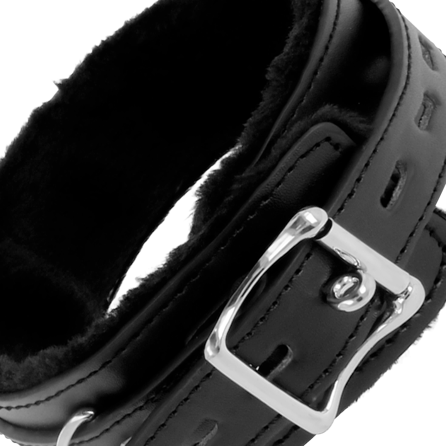 DARKNESS - COMFORTABLE NECKLACE WITH LEATHER CHAIN