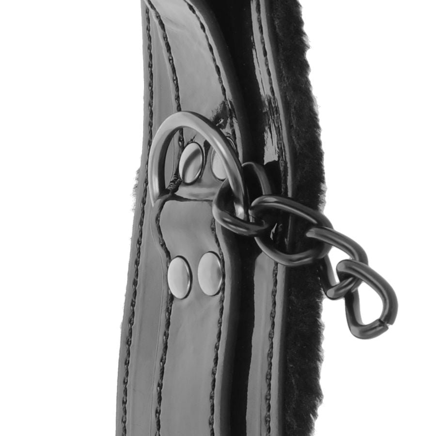 DARKNESS - ADJUSTABLE BLACK LEATHER HANDCUFFS WITH PADLOCK