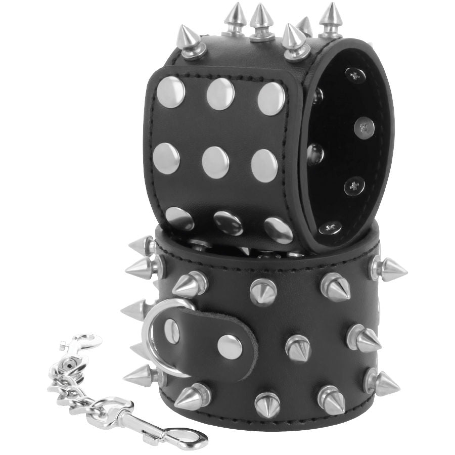 DUISTERNIS - SCHEDELS EN BOTTEN ZWARTE HANDBOEIEN MET SPIKES