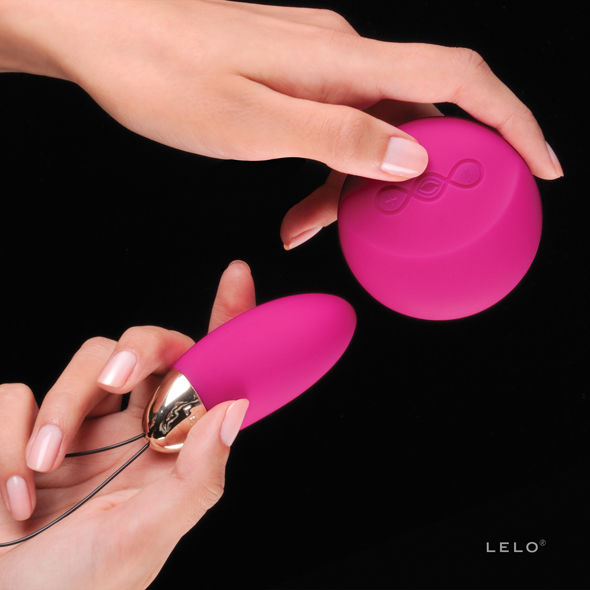LELO - ŒUF DE MASSAGE LYLA 2 INSIGNIA DESIGN EDITION CERISE