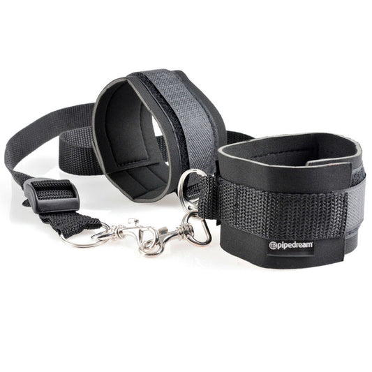 ENSEMBLE DE BRACELETS ET D'ATTACHE FÉTICHE FANTASY